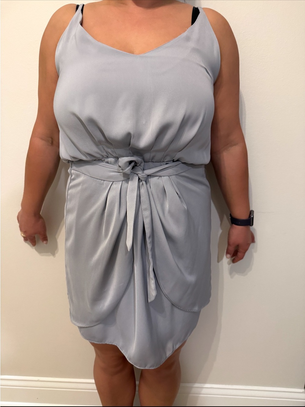 Tie-Waist Mini Dress in Light Gray